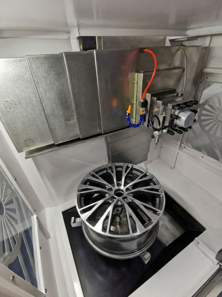 CNC Diamond Cutting Lathe